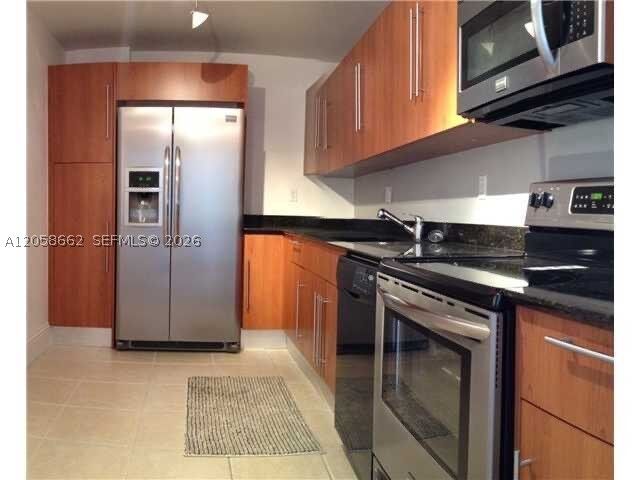 Property Photo:  3000 S Ocean Dr 518  FL 33019 