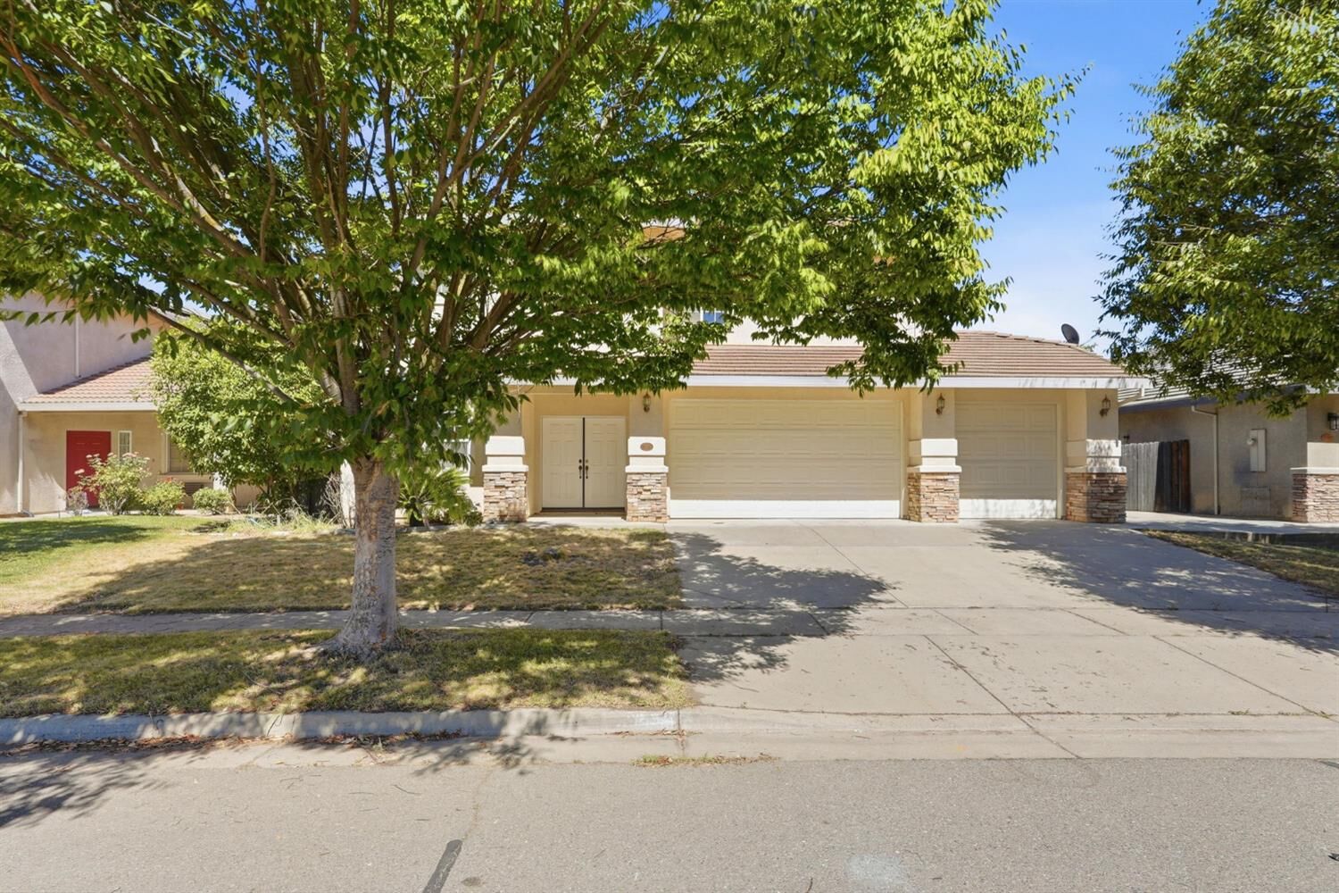 Property Photo: 2579 Aurora Drive CA 95991