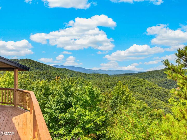 Property Photo:  3219 Grouse Ridge Lane  TN 37862 