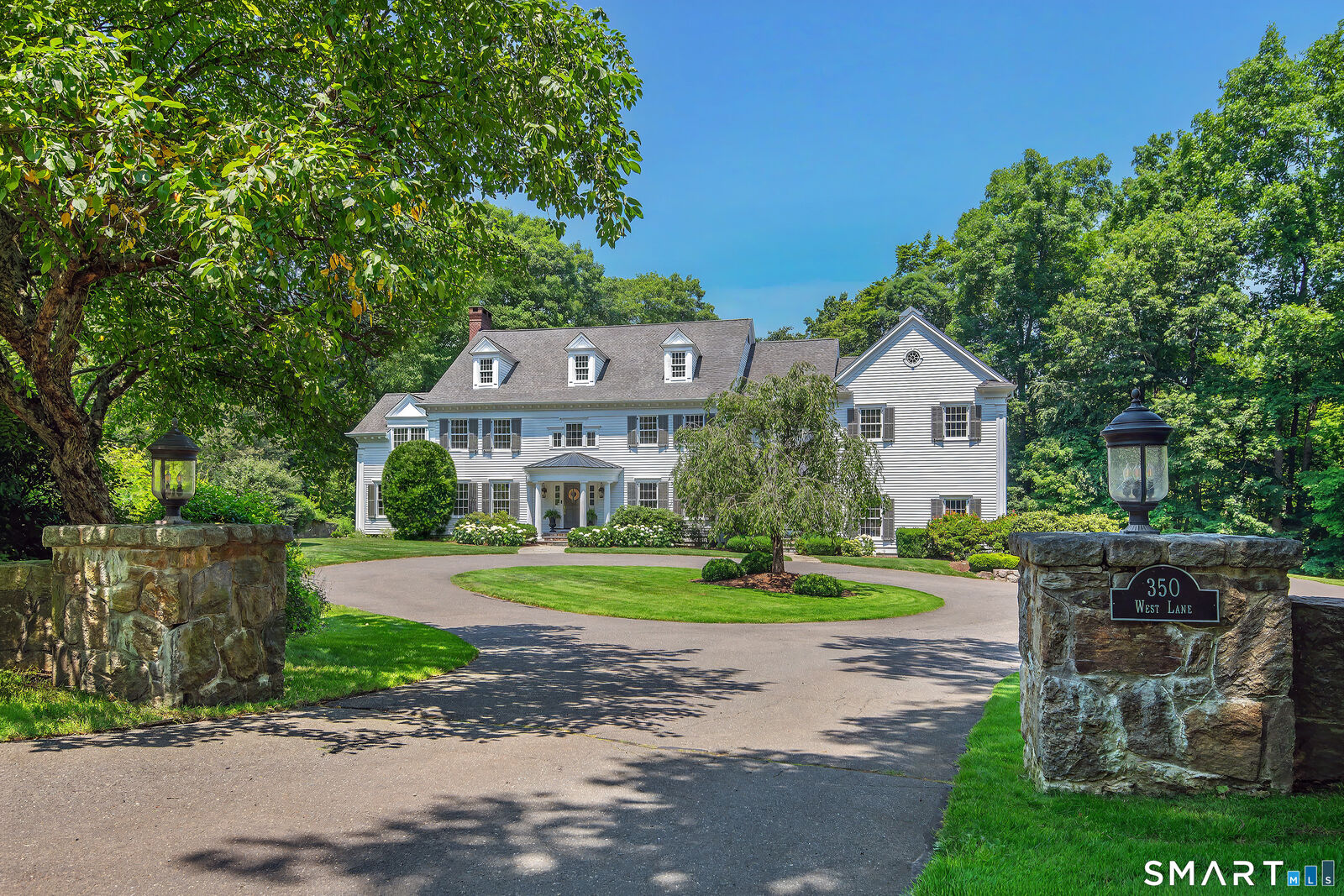 Property Photo:  350 West Lane  CT 06877 