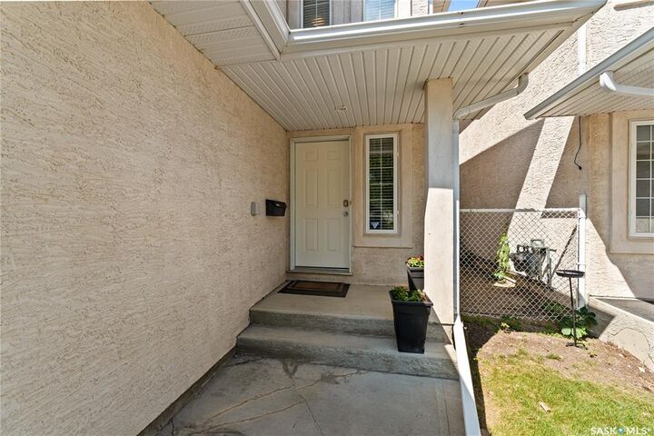 Property Photo: 2274 Atkinson Street SK S4N 7R2