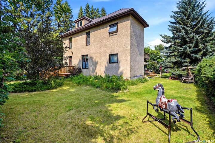 Property Photo: 913 Boyle Street SK S0G 2K0