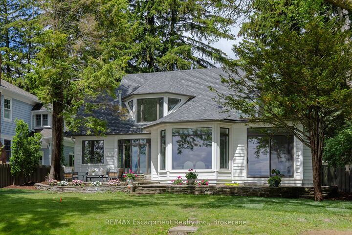 Property Photo: 21 Second Street ON L6J 3T1