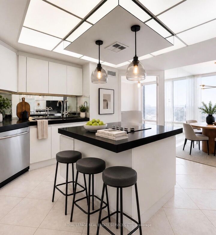 Property Photo: 2045 Lake Shore Boulevard W 4503 ON M8V 2Z6