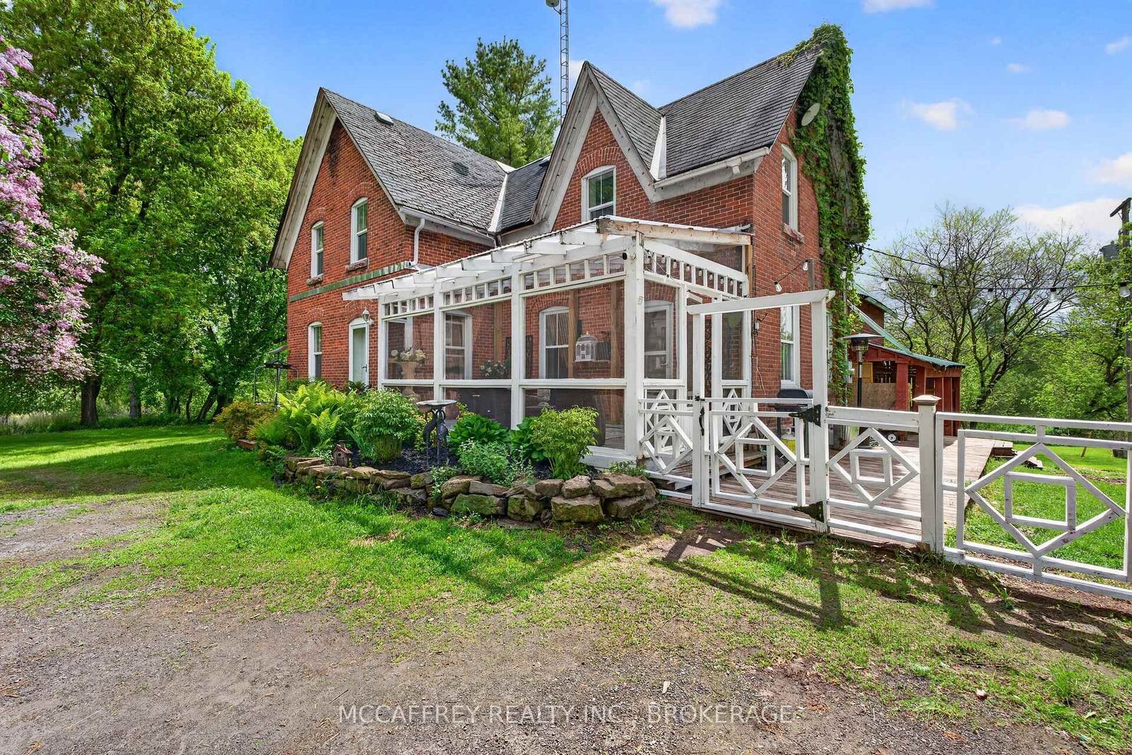 Property Photo:  1817 Glen Smail Road  ON K0E 1T0 