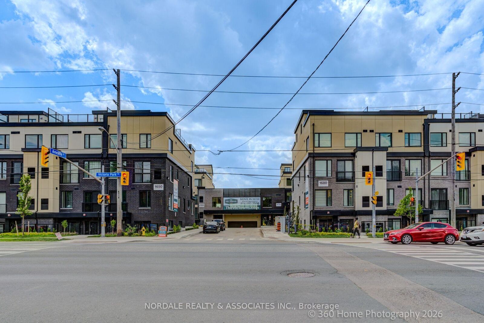 Property Photo: 1670 Victoria Park Avenue D109 ON M1R 0G8