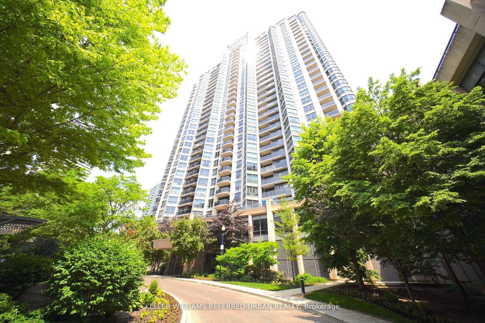Property Photo:  10 Northtown Way 212  ON M2N 7L4 