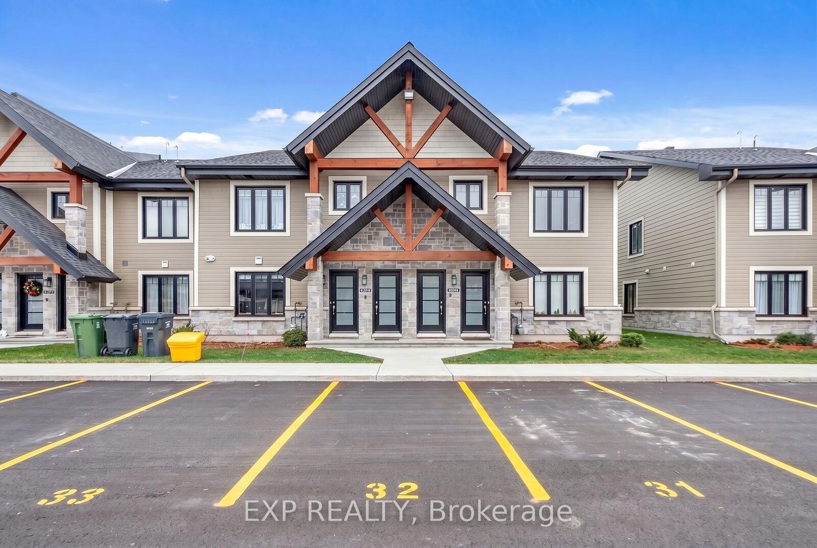 Property Photo:  302 Masters Lane 262  ON K4K 0L3 
