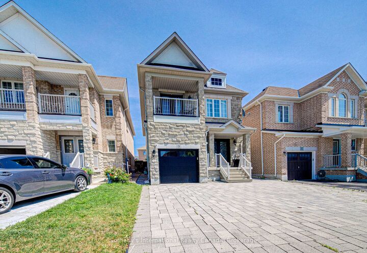 Property Photo: 9 Aidan Drive ON L4H 0T5