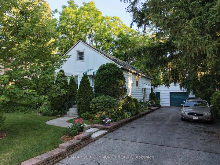 223 Richmond Street — photo 1