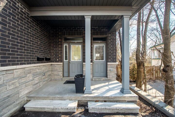 Property Photo:  805B Dundas Street Lower  ON L1N 2N6 
