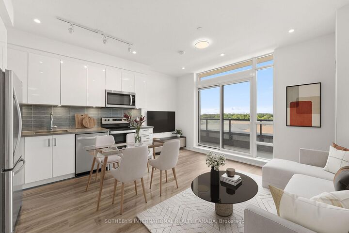 1010 Dundas Street E Ph 20 — photo 1