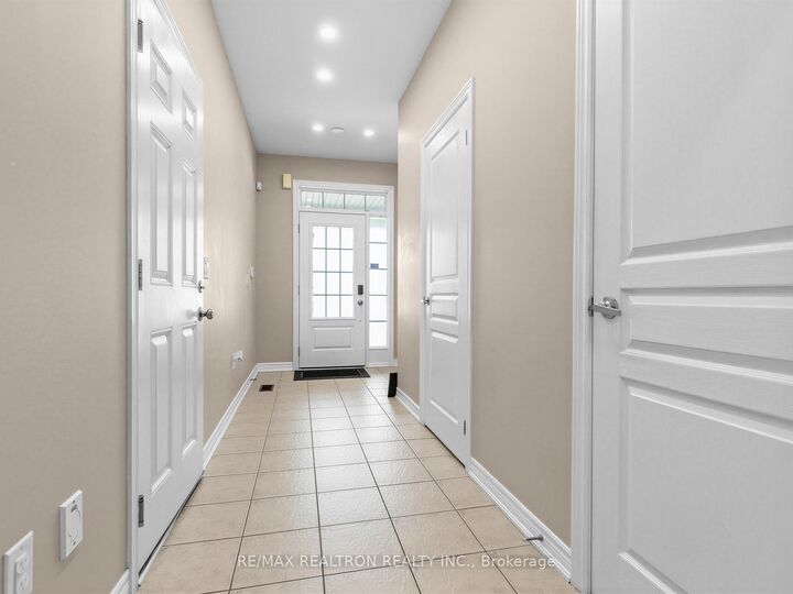 Property Photo: 135 Windrow Street ON L4E 4Y4
