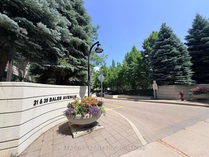 31 Bales Avenue 1607 — photo 1
