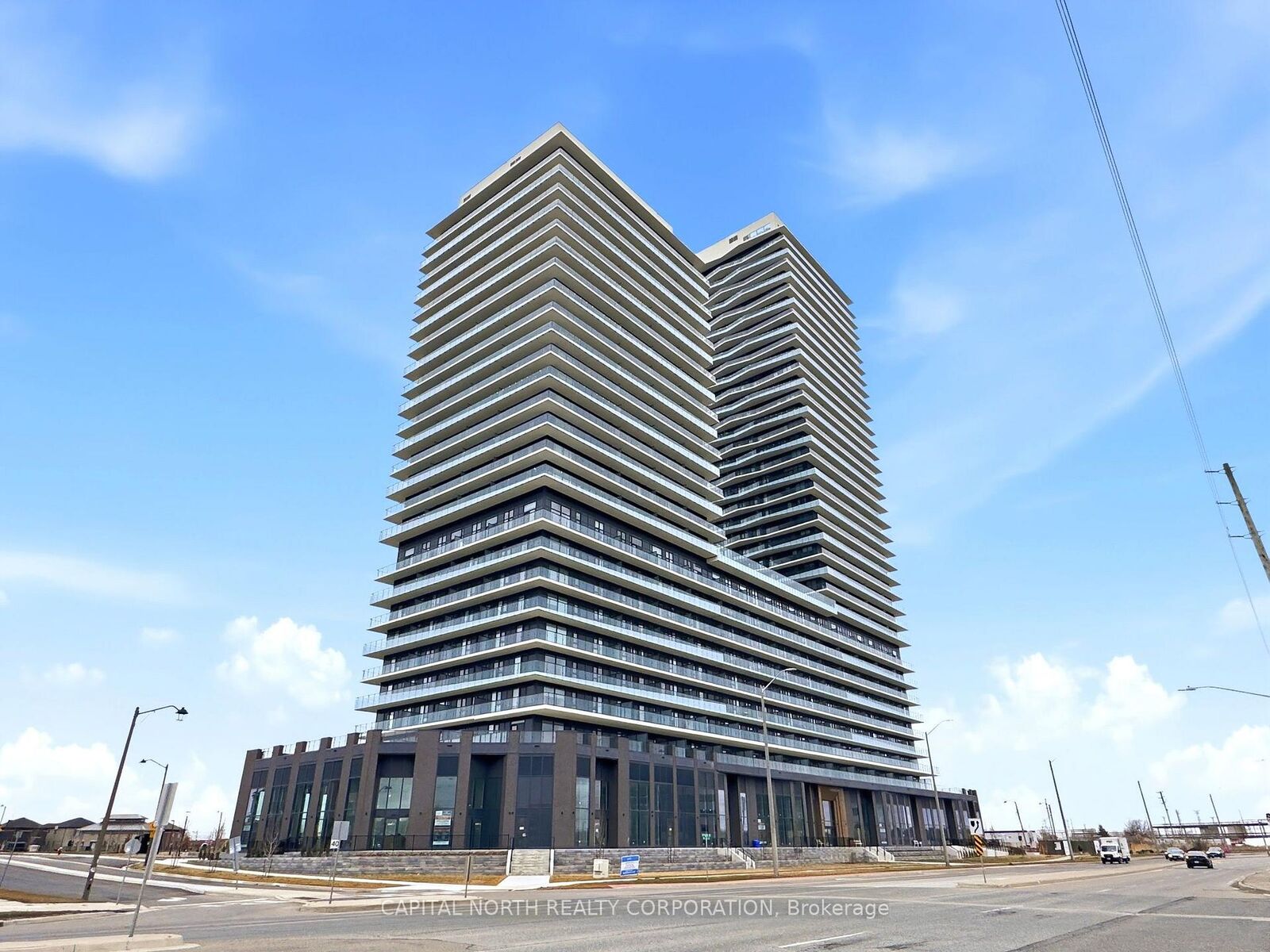 Property Photo: 15 Skyridge Drive 1808 ON L6P 4S3
