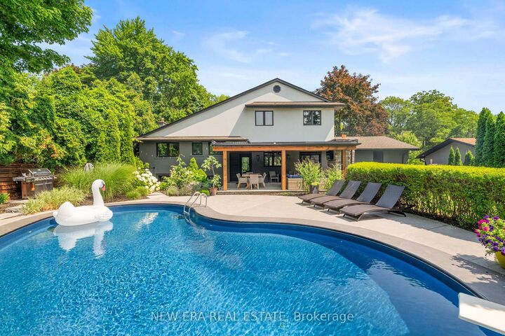 261 Pinetree Way — photo 1