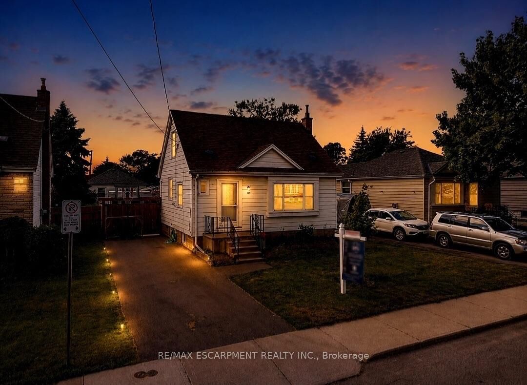 Property Photo: 128 East 39th Street ON L8V 4H3