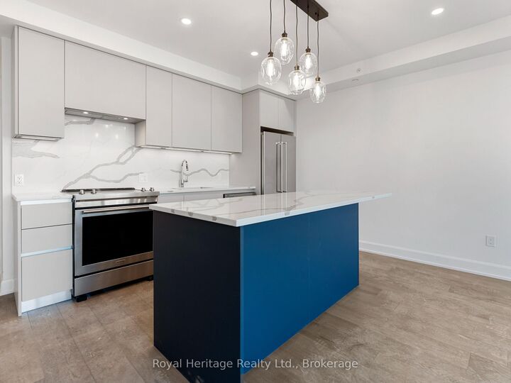 Property Photo: 195 Hunter Street E 407 ON K9H 0K6