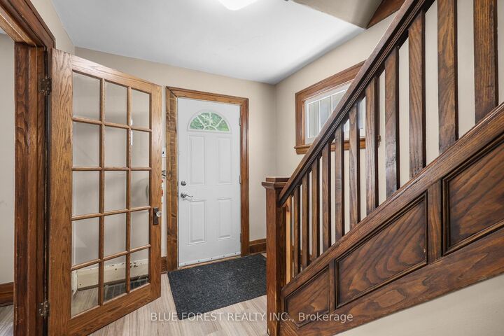 Property Photo:  1047 Patricia Street  ON N6A 3V3 