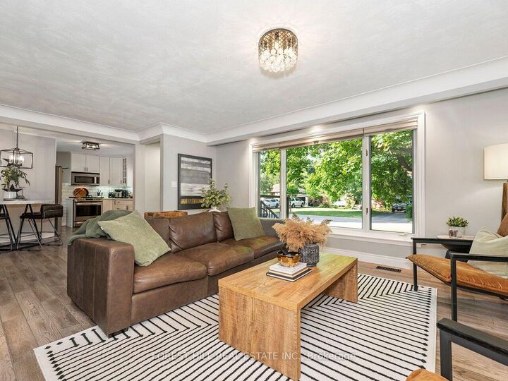 Property Photo: 159 Robinwood Crescent ON L9T 2C2