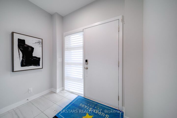 Property Photo:  31 Harvey Bunker Crescent  ON L6C 3K3 