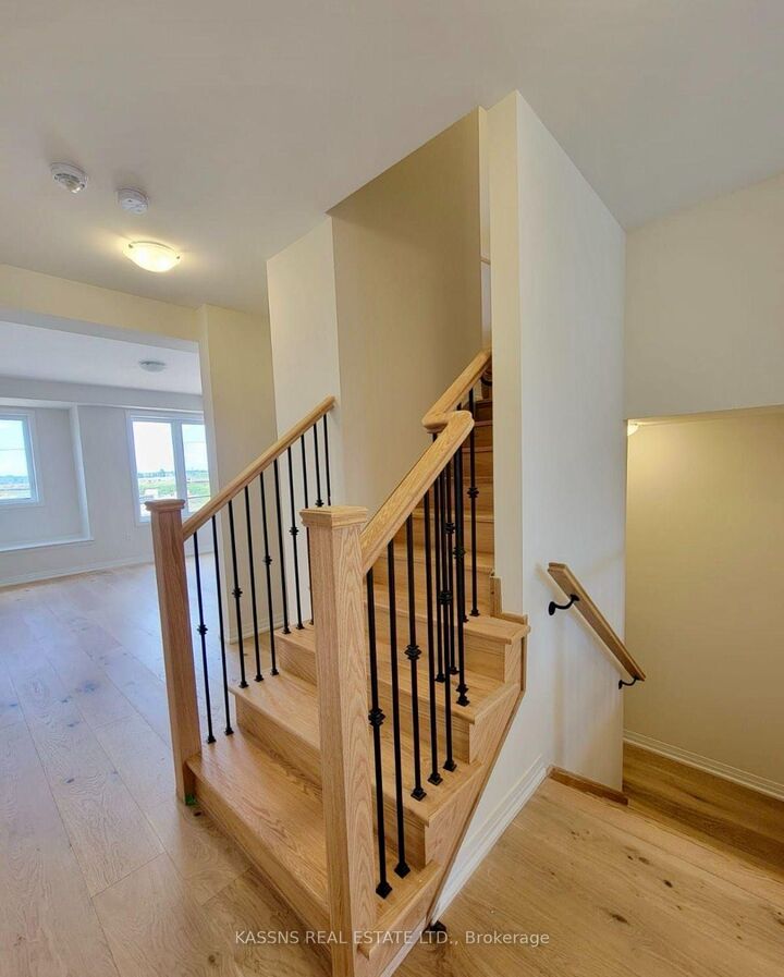 Property Photo: 3305 Sixth Line ON L6H 0Z6