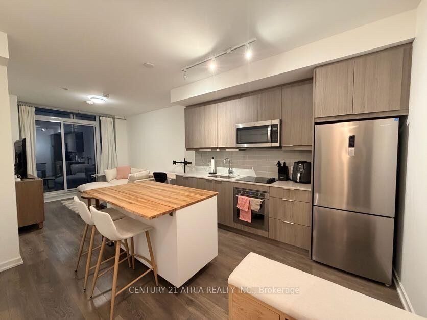 Property Photo:  36 Forest Manor Road 718  ON M2J 0H3 