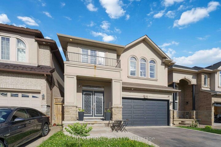 Property Photo: 212 Chartwell Circle ON L9A 0B6