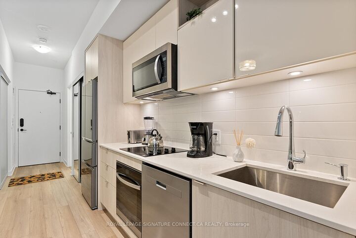 Property Photo: 60 Princess Street 103 ON M5A 2C7