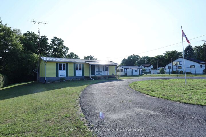 Property Photo: 43 South Street ON N0E 1X0
