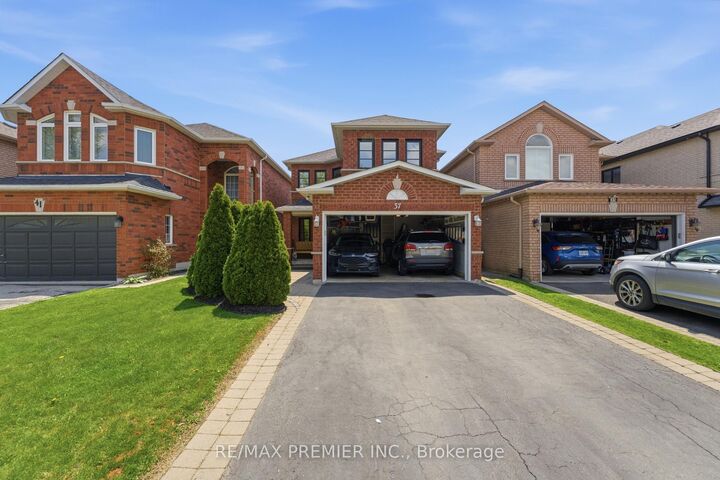 Property Photo:  37 Princeton Gate  ON L6A 2R7 
