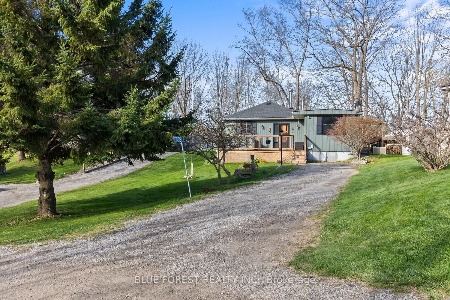 Property Photo: 7365 Fairview Drive ON N0L 2M0