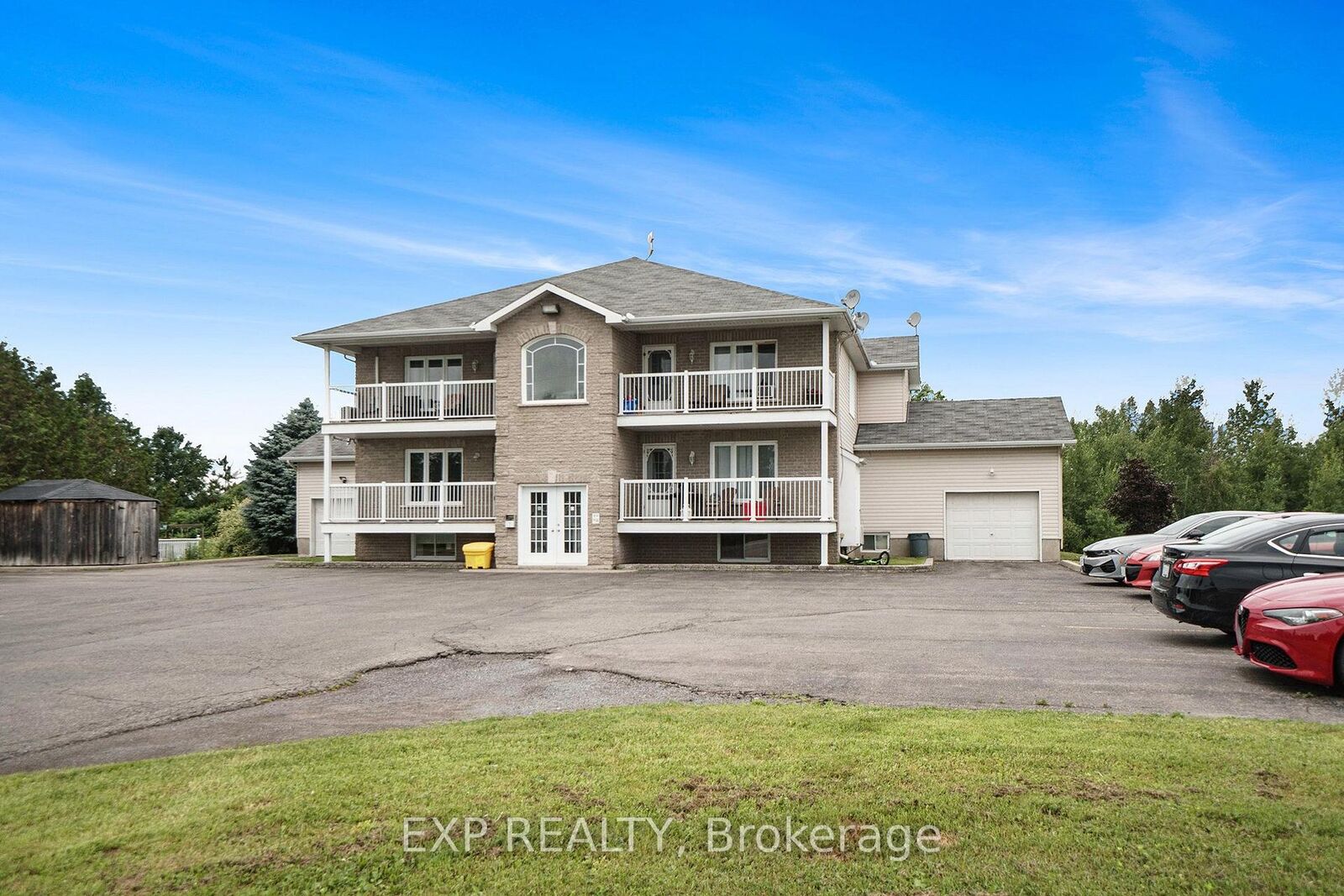 Property Photo:  525 Russell Road 1  ON K0A 2A0 