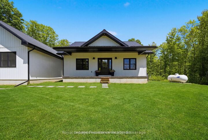 Property Photo: 293 Douglas Road ON K0K 2K0