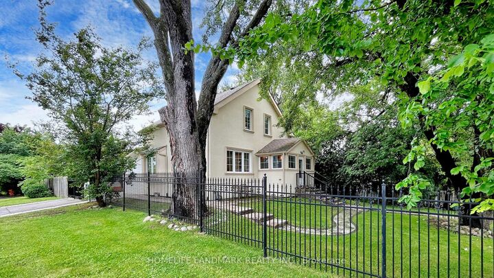 Property Photo: 98 Glen Cameron Road ON L3T 1P8