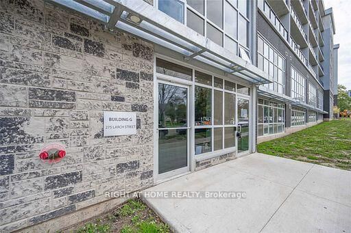 Property Photo:  275F Larch Street 608  ON N2L 3R2 