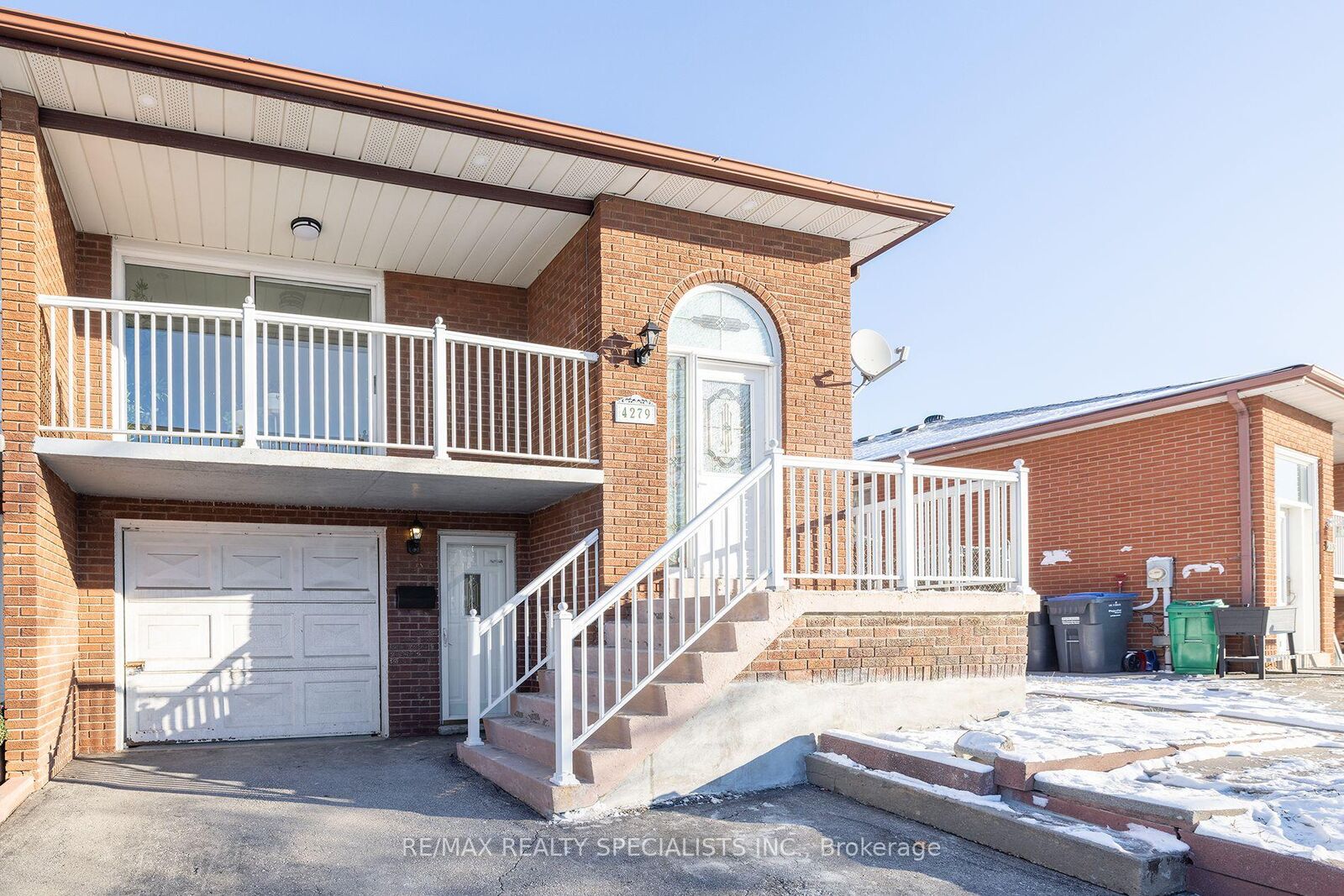 Property Photo:  4279 Woodington Drive  ON L4Z 1M1 