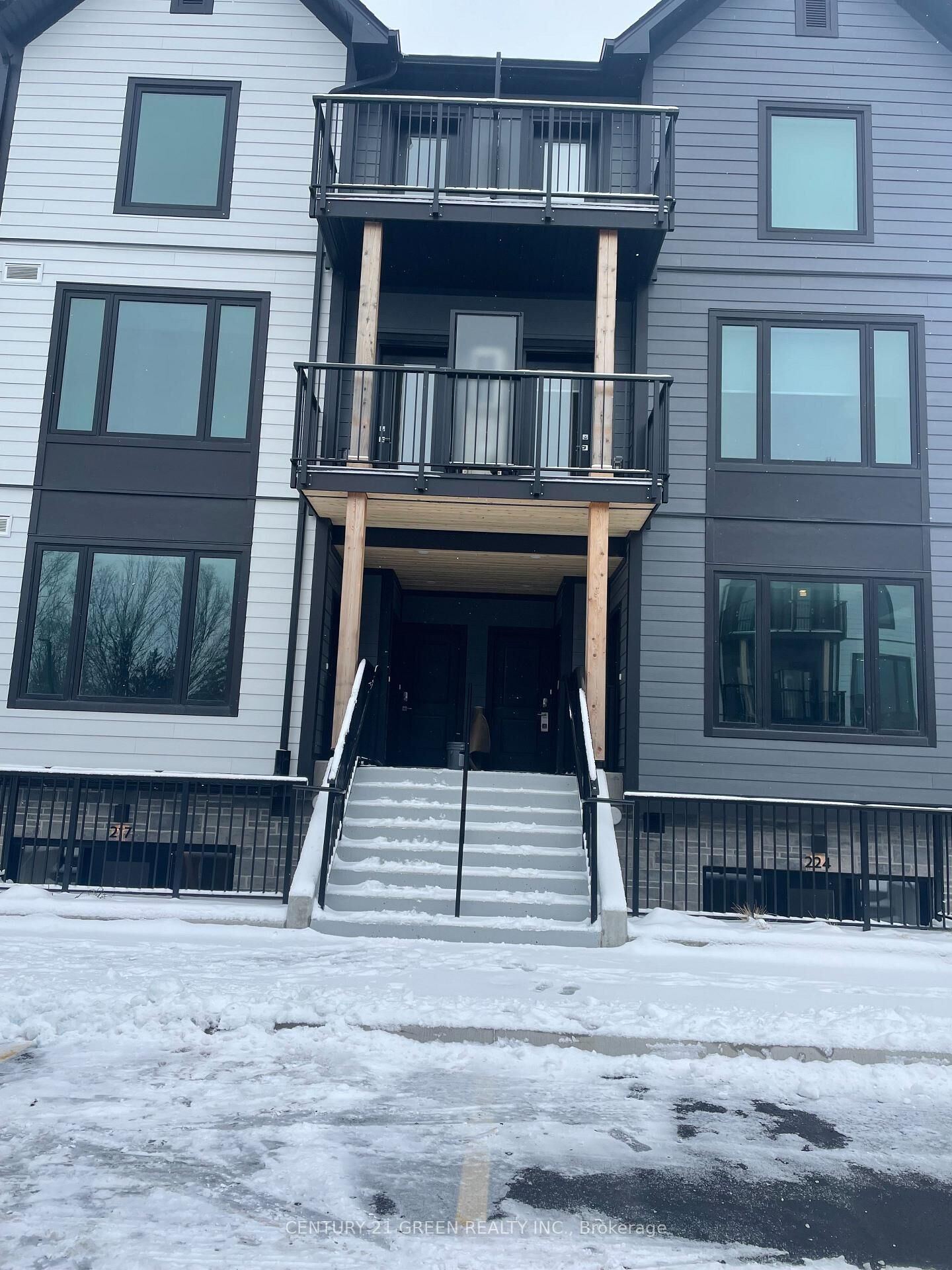 Property Photo:  708 Woolwich Street 219  ON N1H 3Z1 