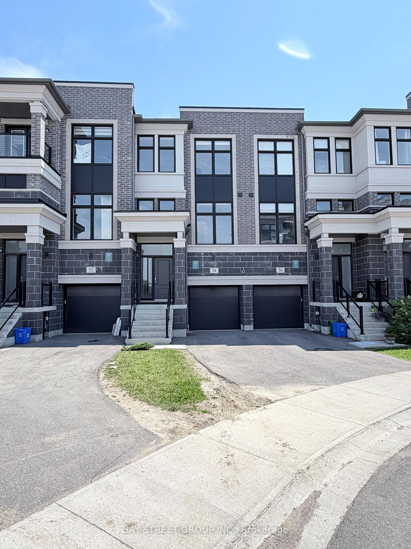 Property Photo:  54 Pantheon Lane  ON L6E 0V3 