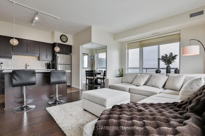 30 Herons Hill Way 2110 — photo 1