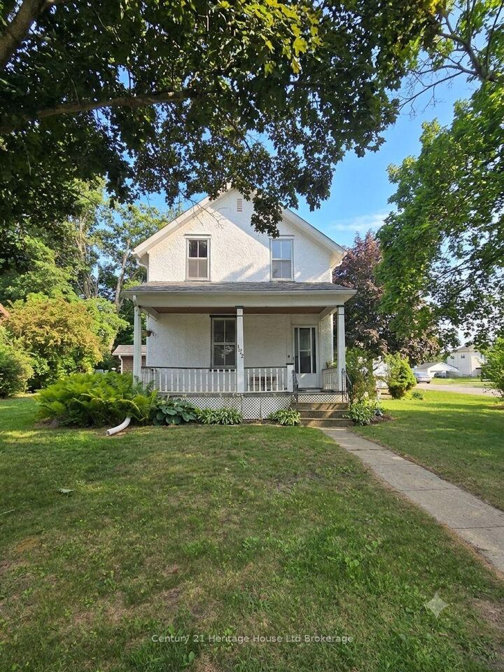 152 Charles Street E — photo 1