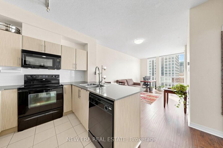 3515 Kariya Drive 2810 — photo 1