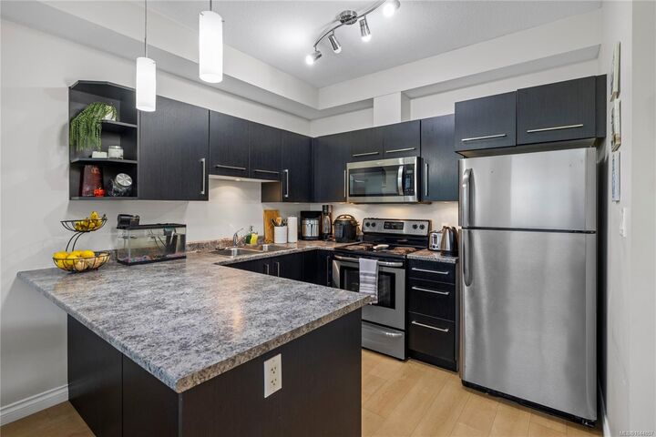 Property Photo:  2117 Meredith Rd #204  BC V9S 2N2 
