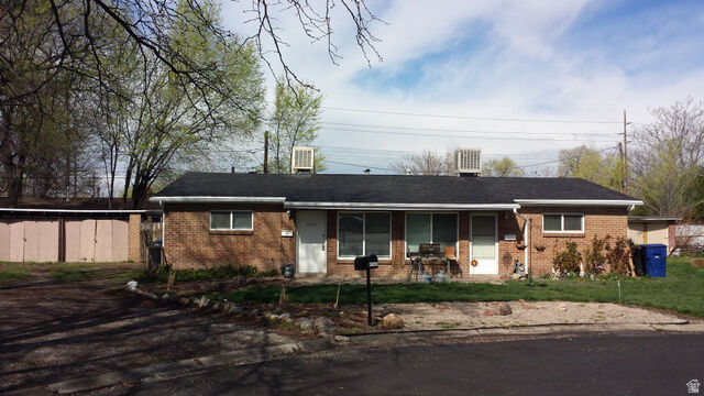 Property Photo: 4358 S Rose Garden Ln UT 84124