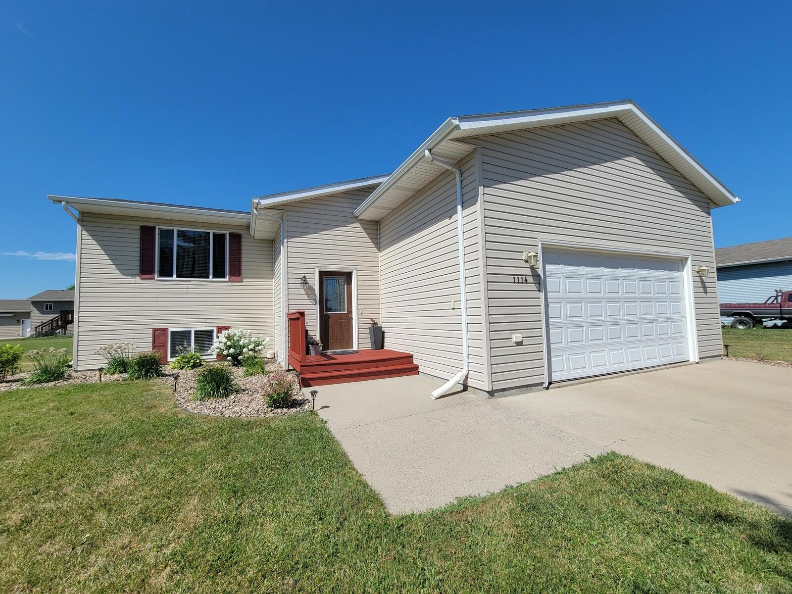 Property Photo:  1114 Ash Lane  SD 57401 