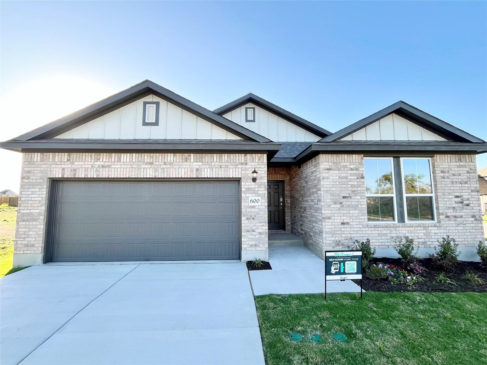 Property Photo:  600 Hickory Bend Trail  TX 78628 