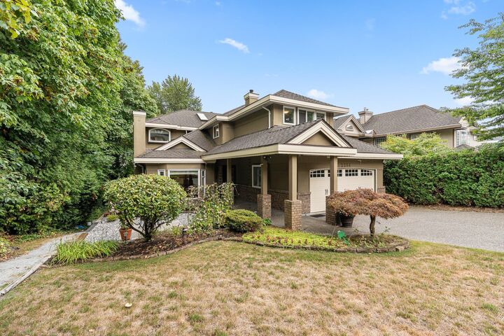 Property Photo: 2264 Sorrento Drive BC V3K 6P4