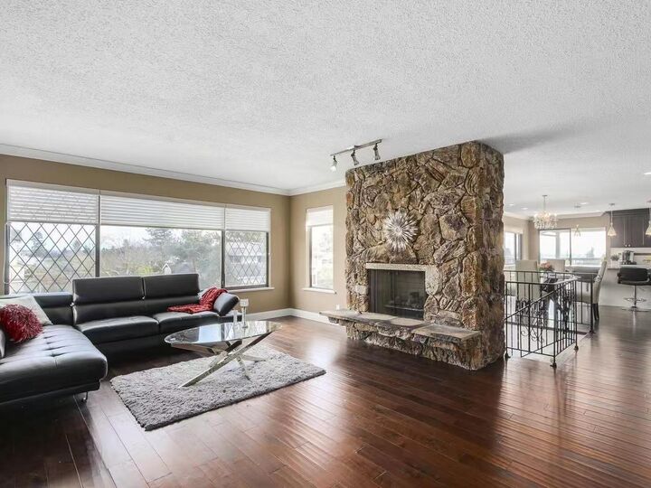 Property Photo: 1175 Stevens Street BC V4B 4X9