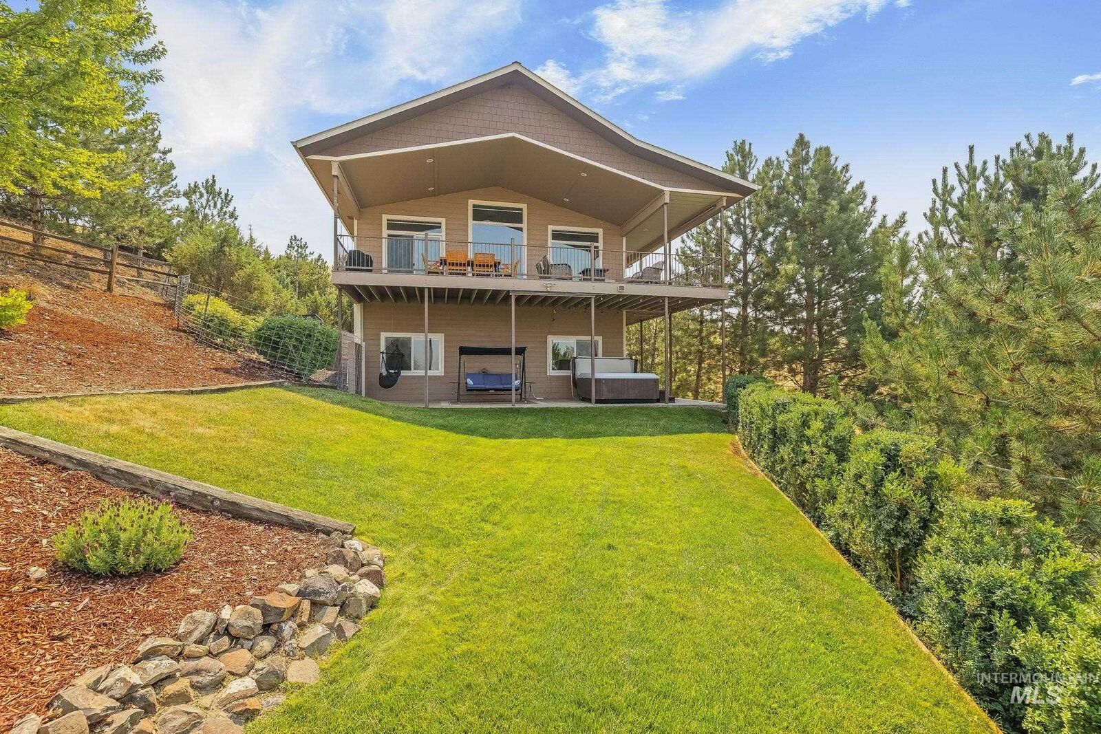 Property Photo:  602 Quarry Rd.  WA 99402 