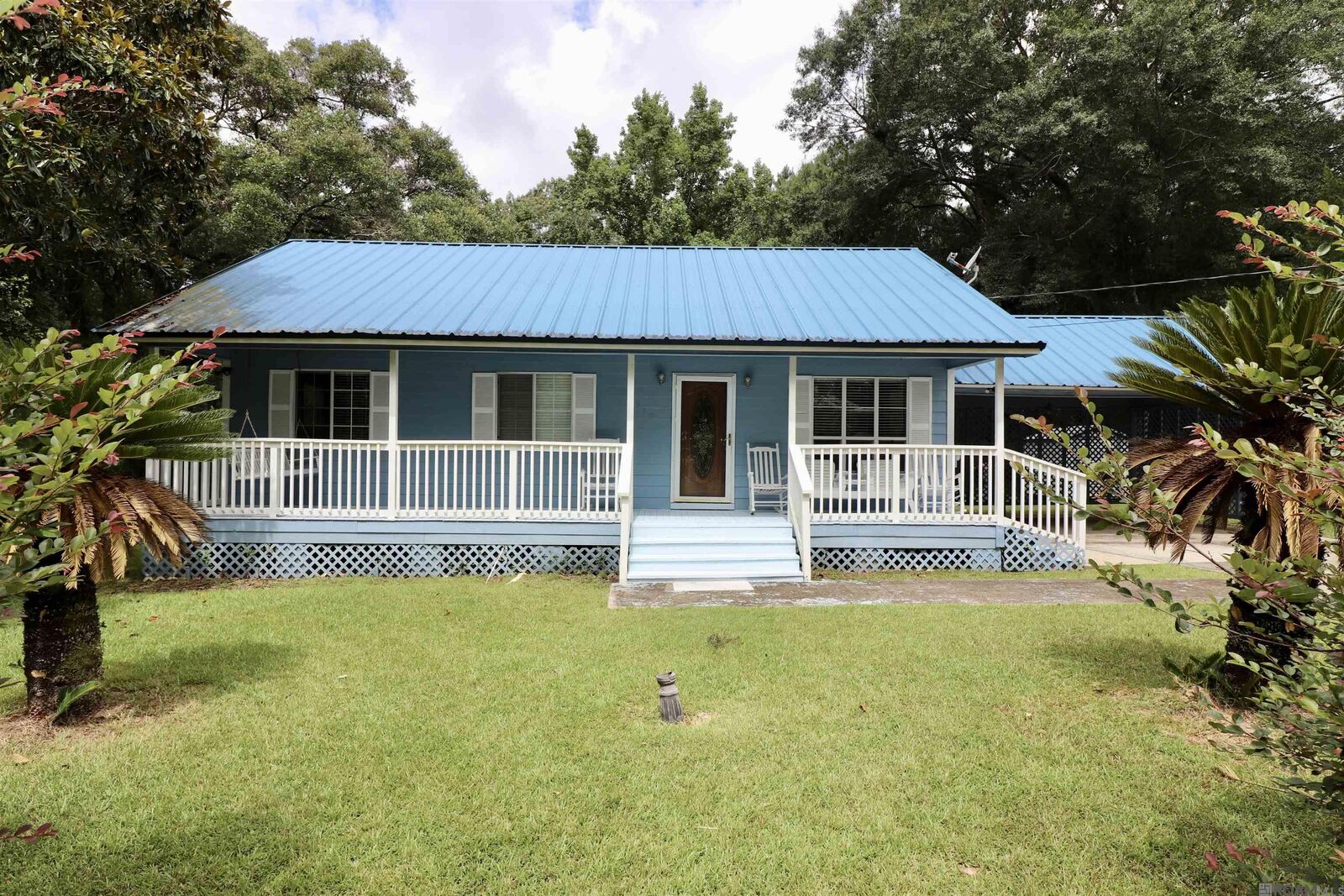 Property Photo:  10390 Carolina St  LA 70789 